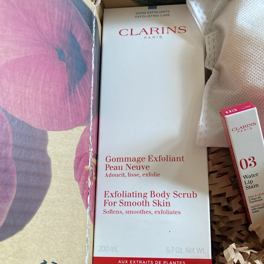 Clarins Exfoliate 7 Pc Set - Picture 2 of 11